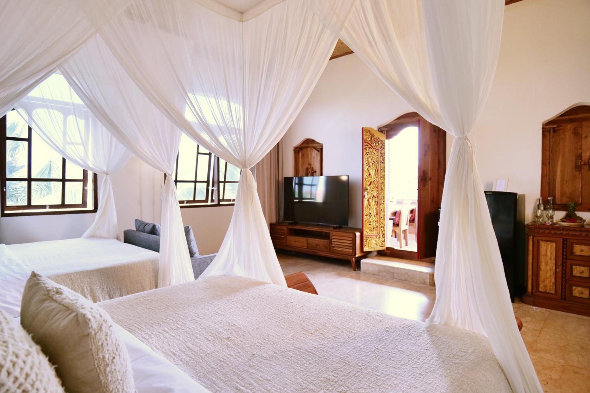 Gayatri Hotel 3*